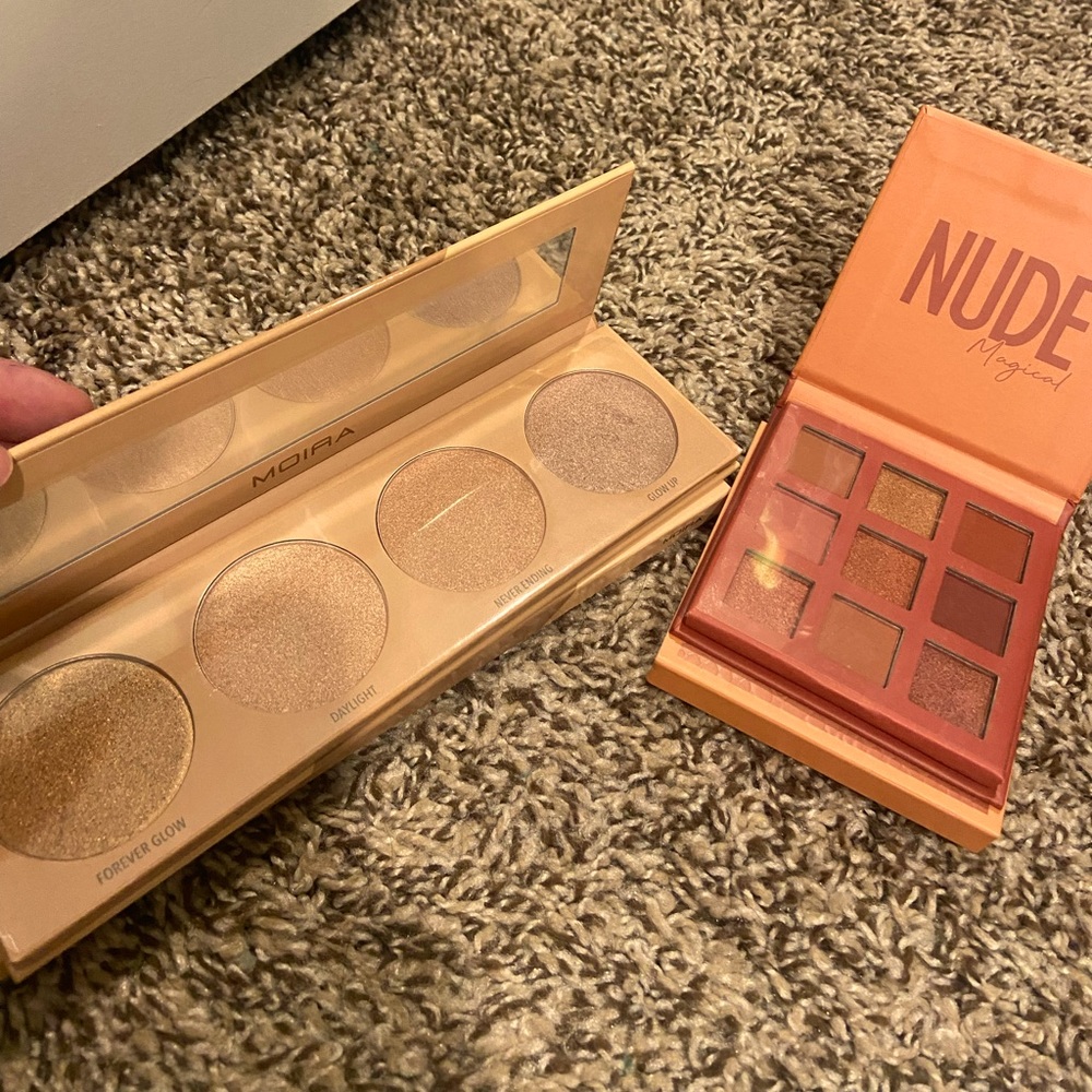Makeup bundle